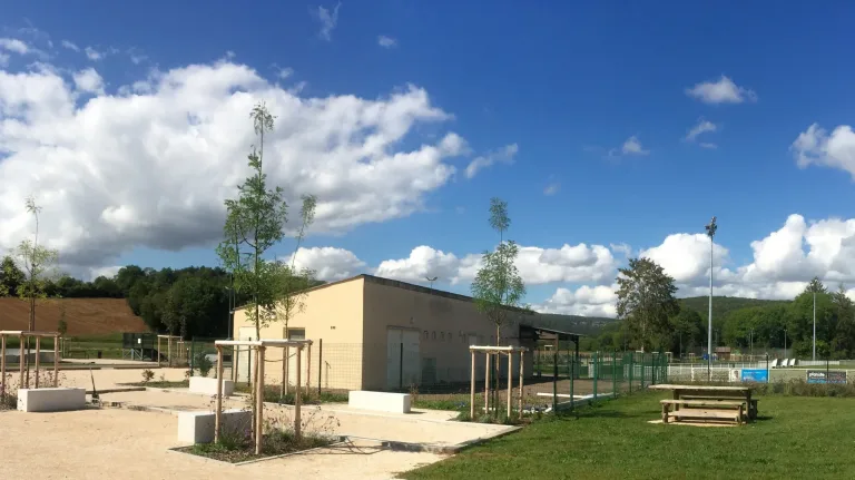 Étude de structure pour l’extension des vestiaires du stade de football, rue du Stade, Messigny-et-Vantoux (21380).